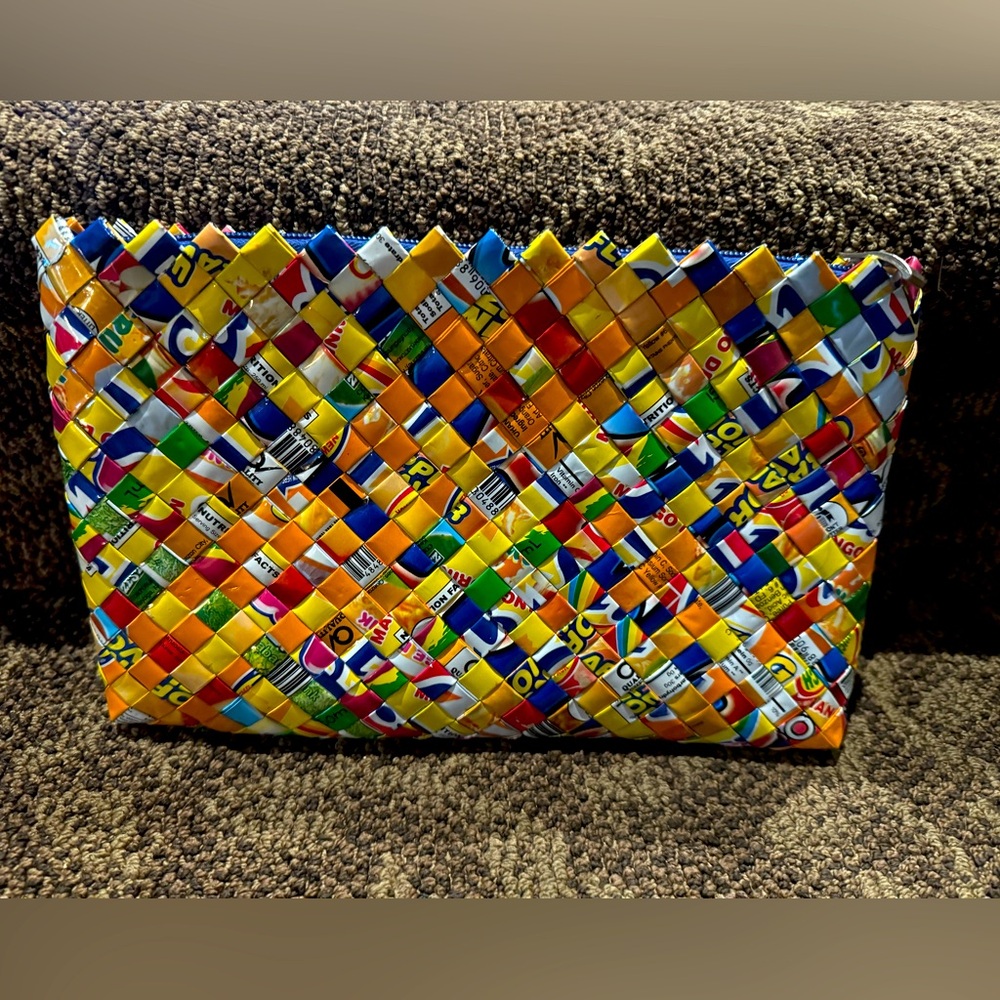 NOVICA CANDY WRAPPER PURSE